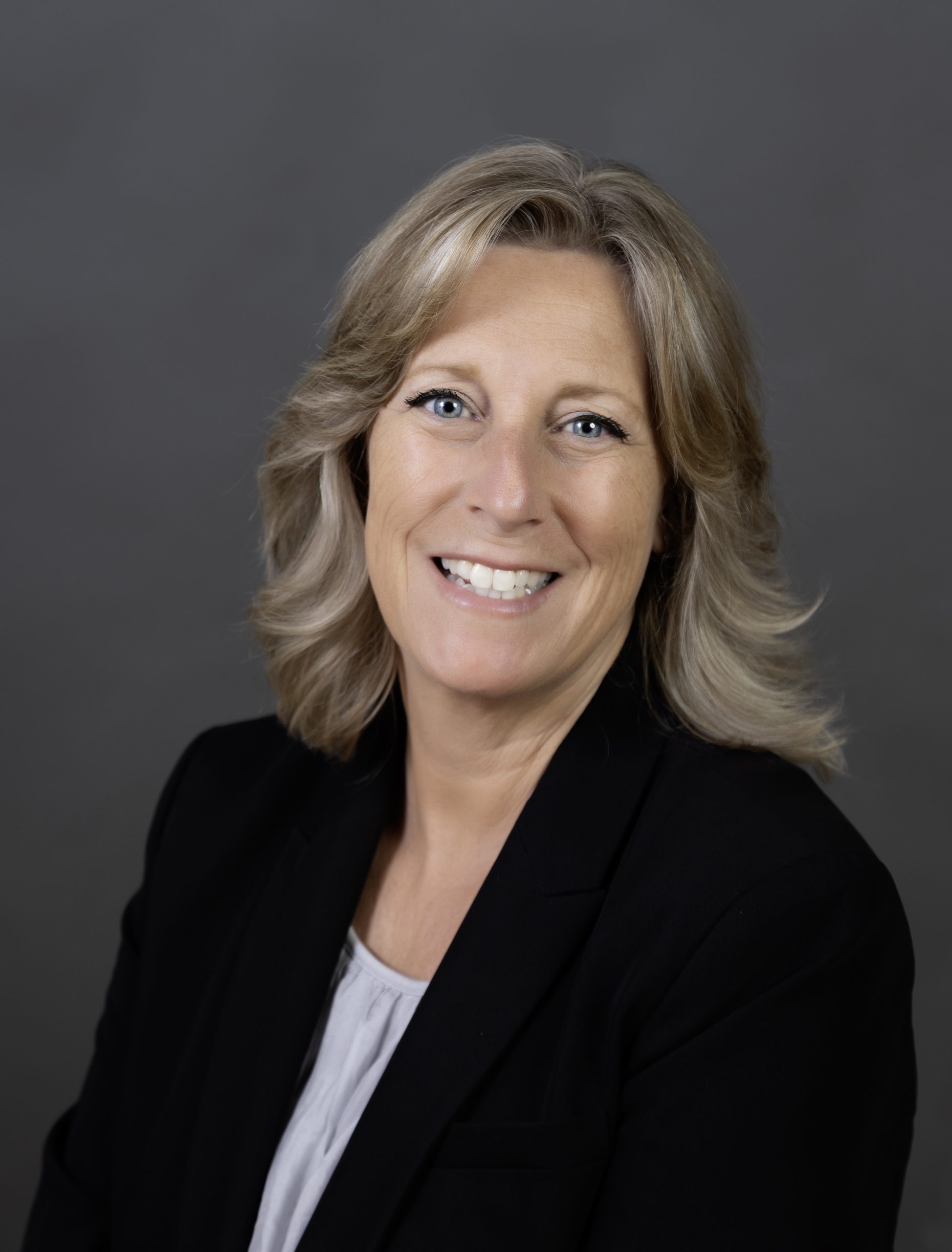 Headshot of insurance claim attorney Barbara Brockman